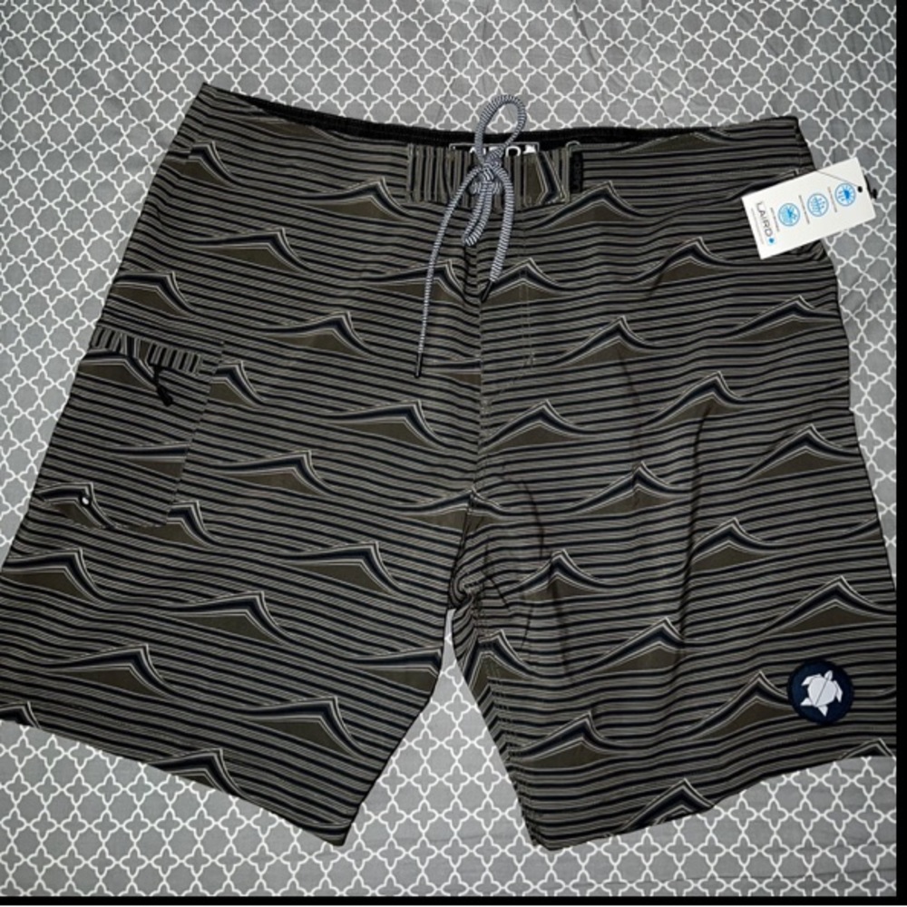 Laird apparel shorts